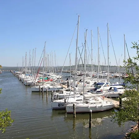 Hafennahe Penthousewohnung Mit Meerblick - Hafenresidenz Lauterbach 2-7 Lauterbach (Rugen)